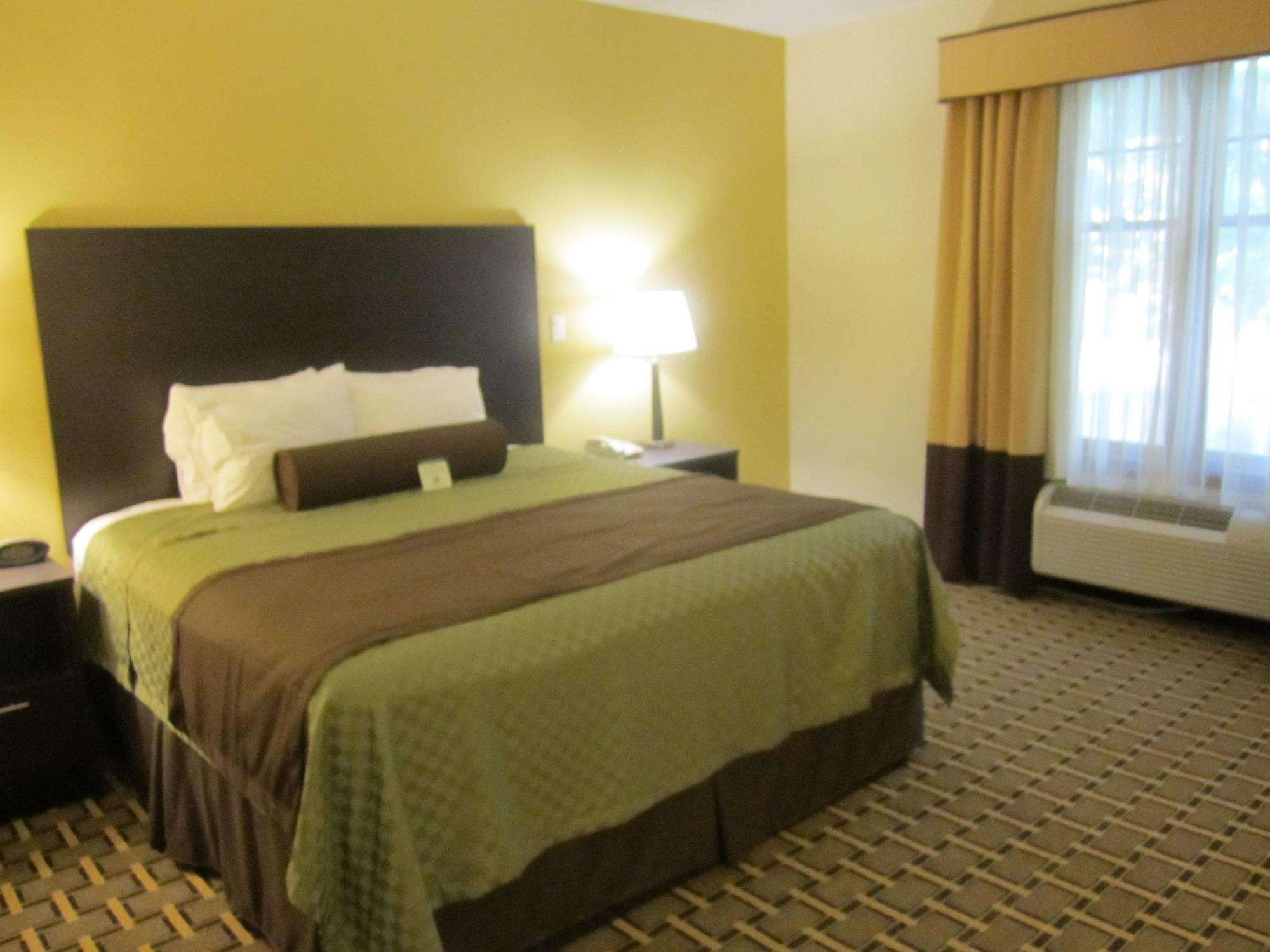 Best Western Plus The Inn & Suites At The Falls Poughkeepsie Exteriör bild