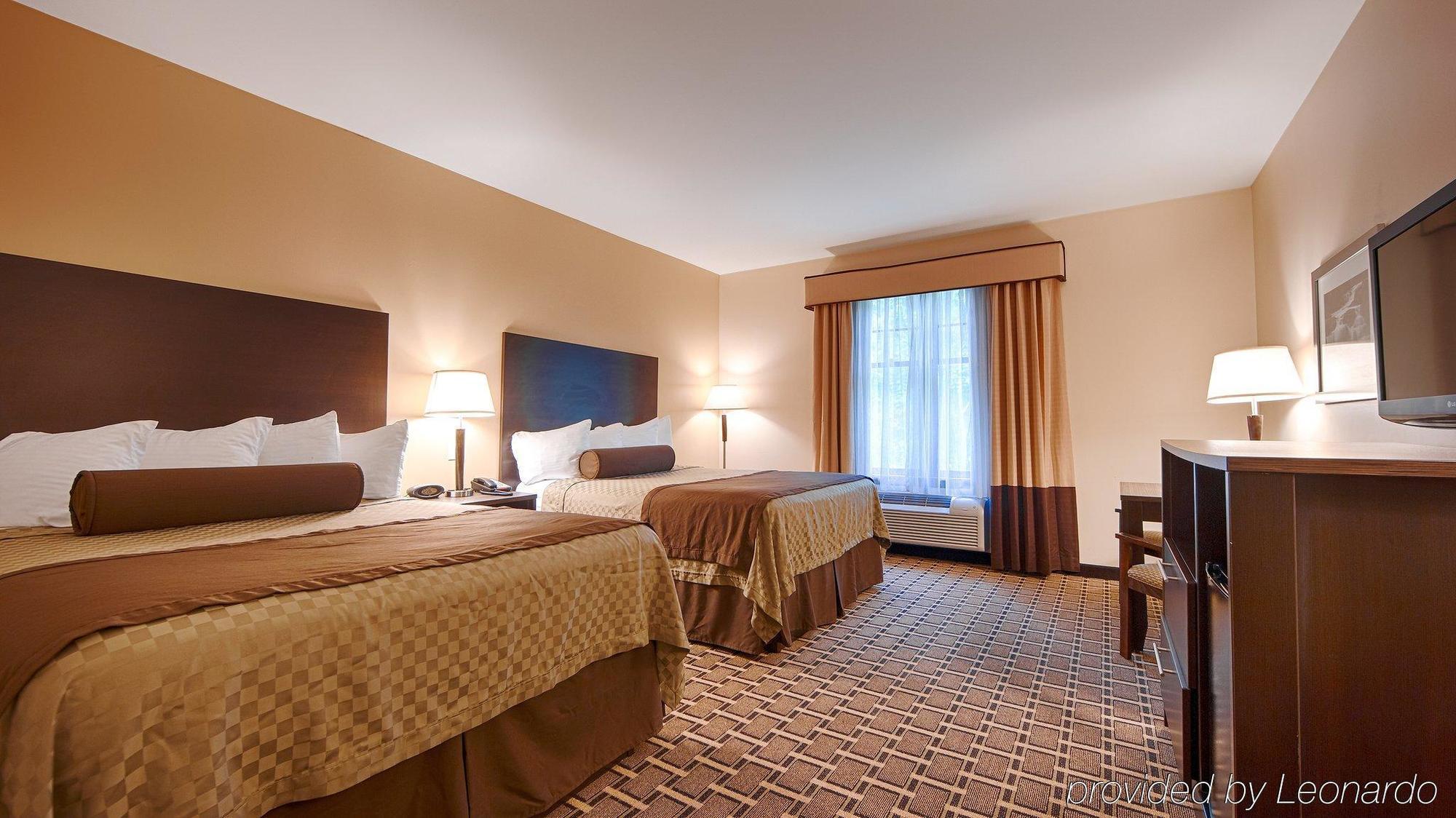 Best Western Plus The Inn & Suites At The Falls Poughkeepsie Exteriör bild