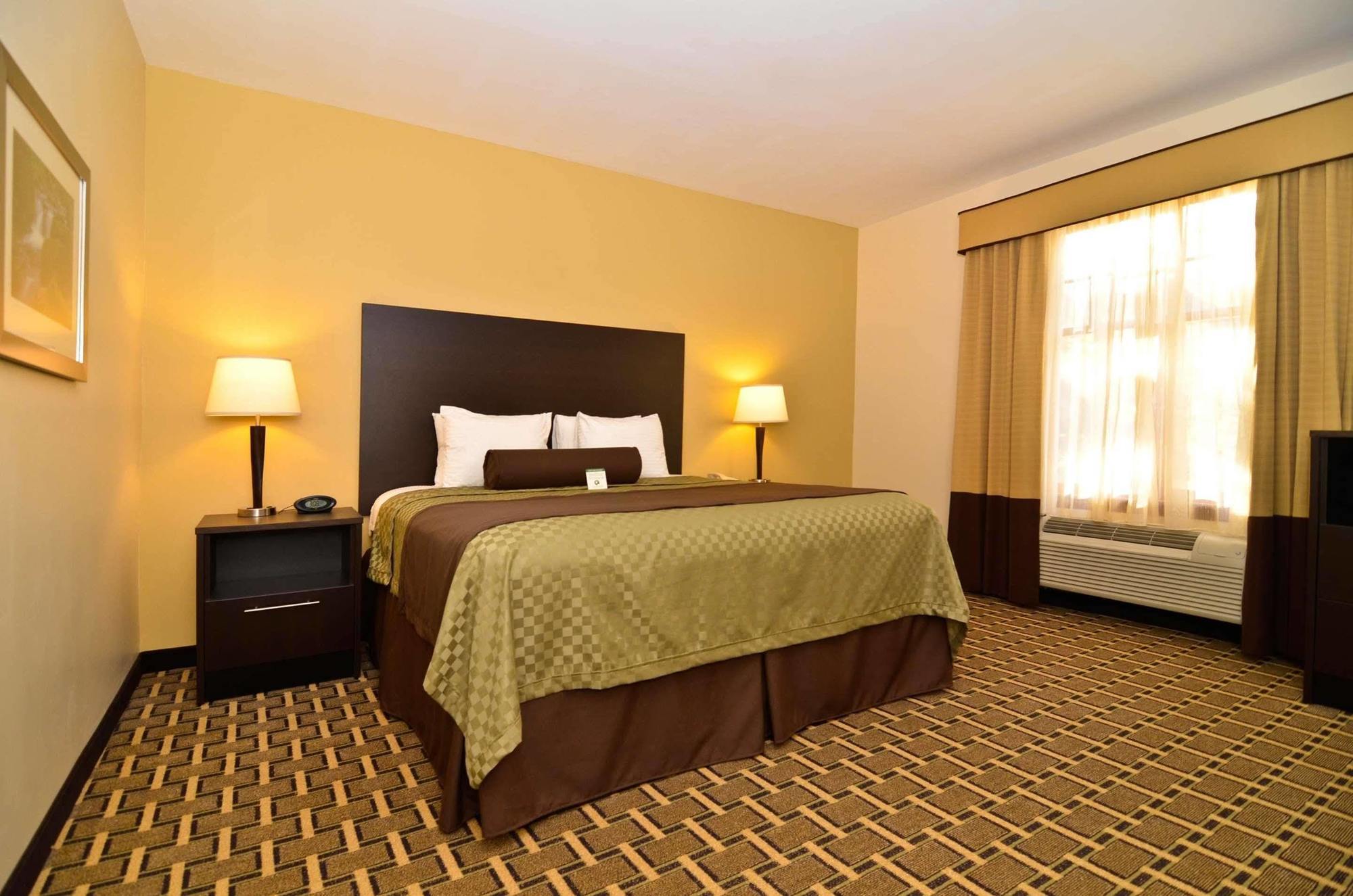 Best Western Plus The Inn & Suites At The Falls Poughkeepsie Exteriör bild